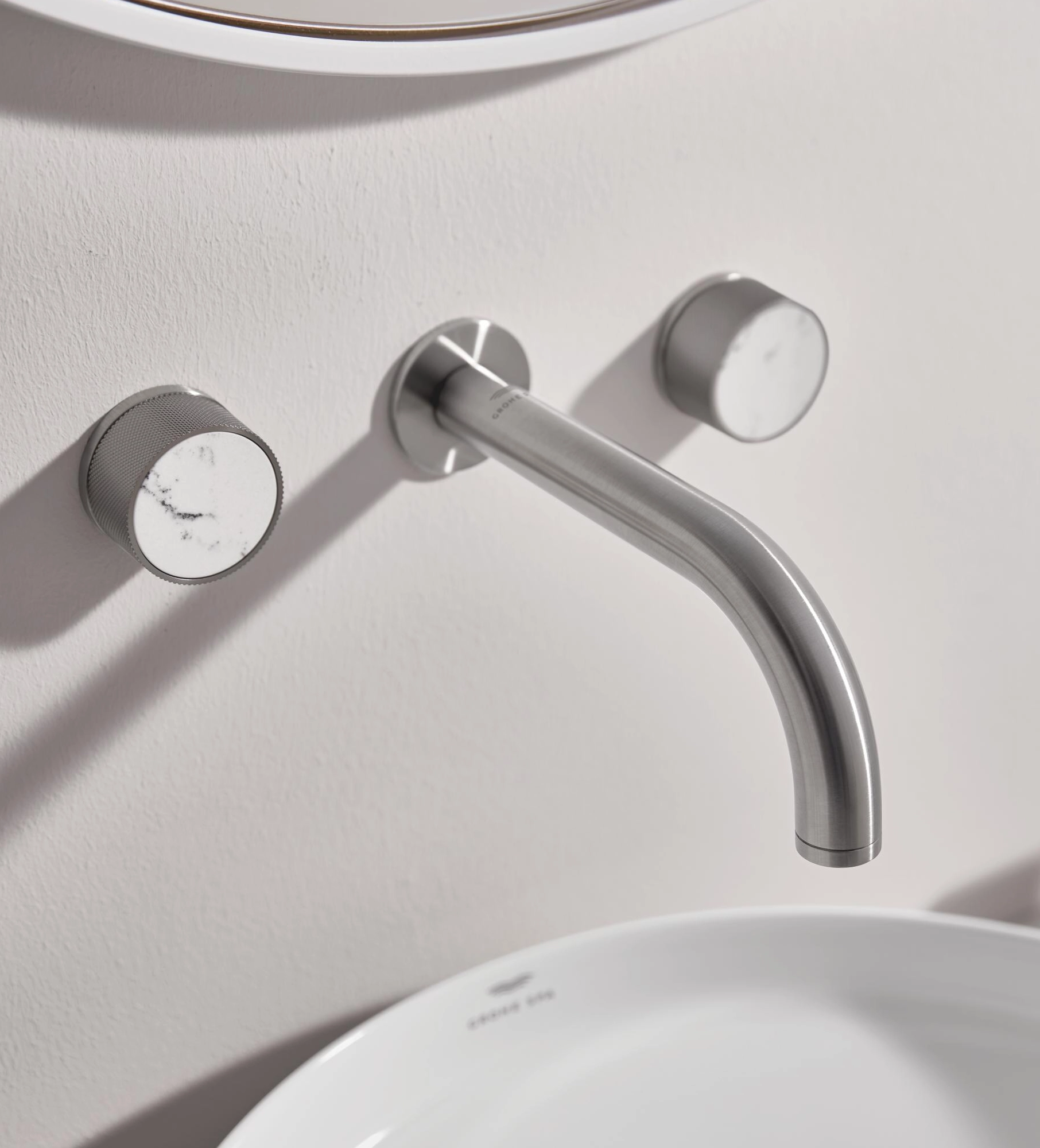 Duvara monte lavabo bataryası